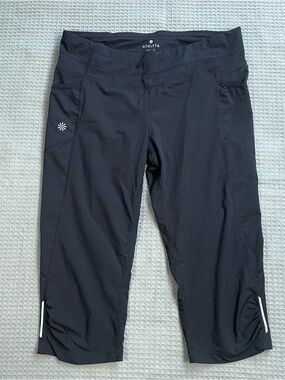 Athleta Dobby Be Free Knicker Capri Pants Medium Womens Black Reflective